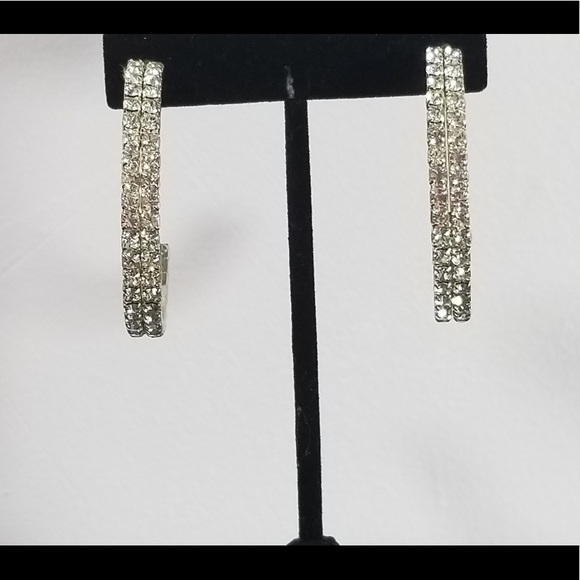 Rhinestone earrings - Picture 8 of 10